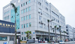 從LED筒燈性能優勢看LED筒燈廠家哪個好