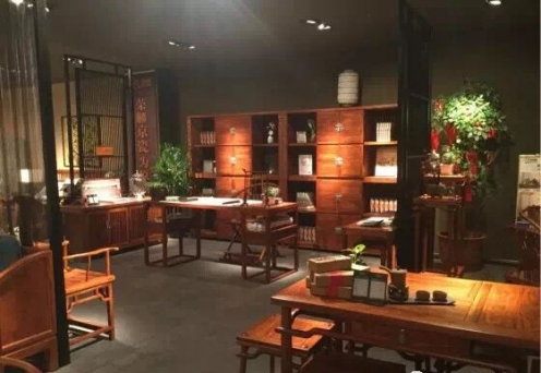 商鋪燈光不好，高檔的紅木家具可能只值5千元，光柏士照明教你如何提供商鋪的檔次