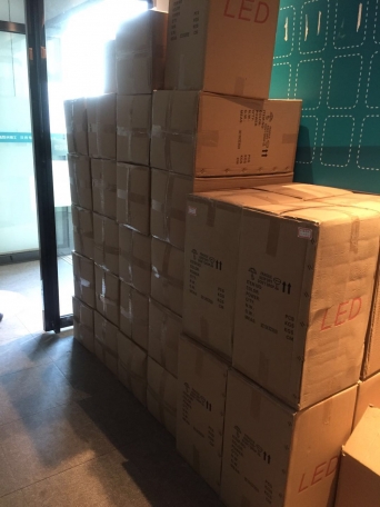 海外訂單餐飲照明燈具趕貨，餐飲照明燈具也在海外熱銷