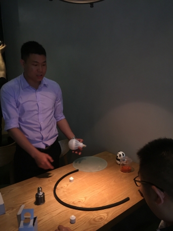 東南亞風情餐廳怎么使用燈光