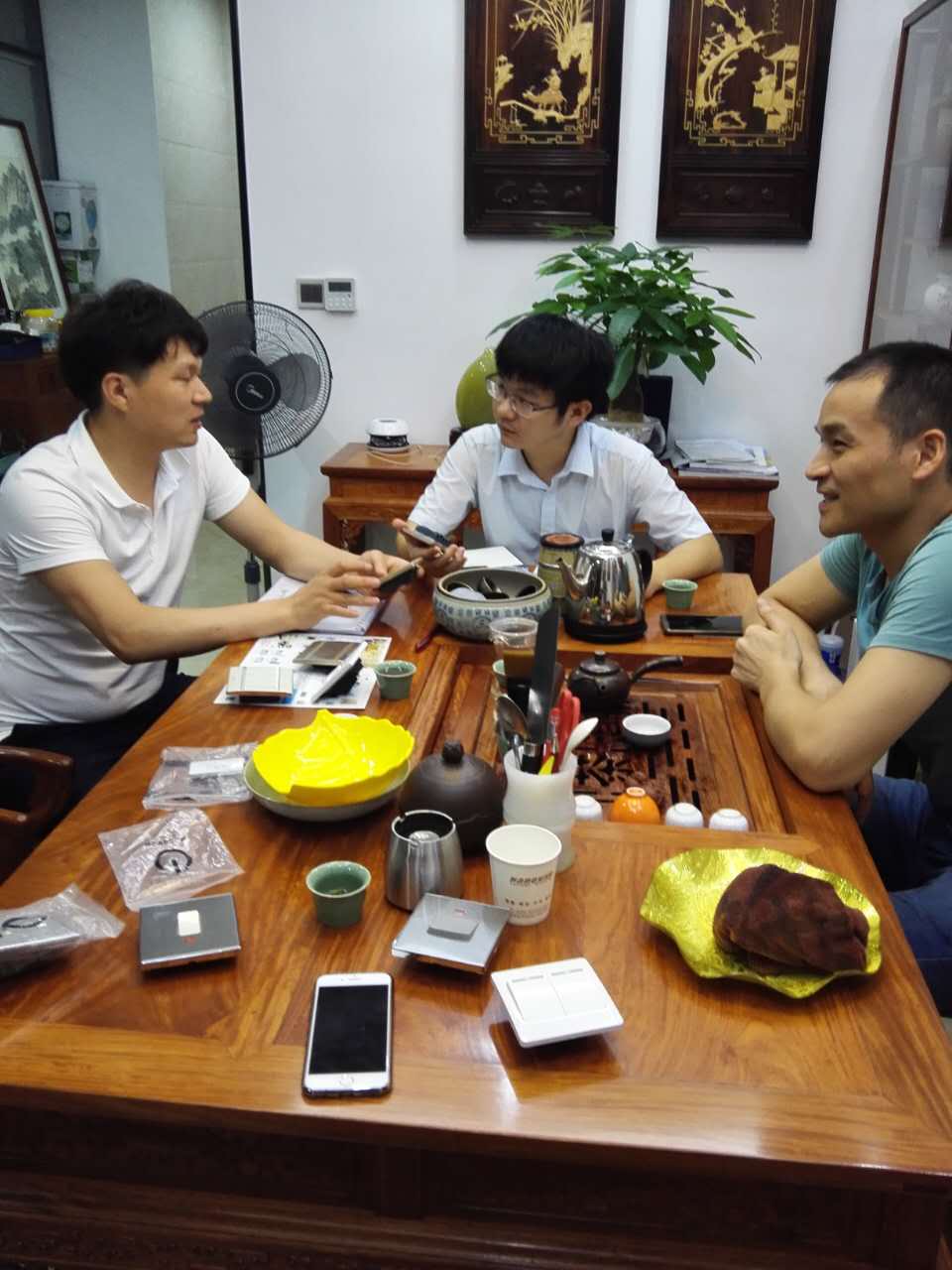 韓國歐巴與光柏士樊總的第一次坐談 韓國歐巴與光柏士樊總的第一次坐談