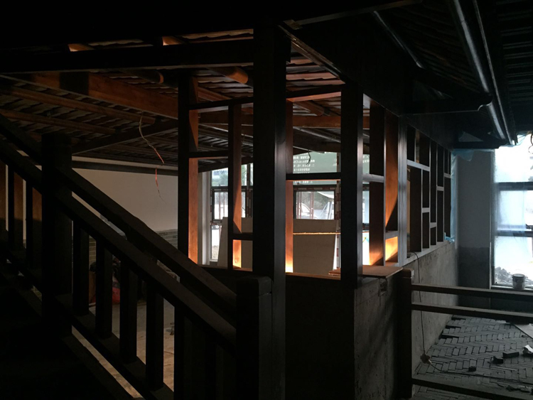 食客友約湘菜餐飲連鎖店工地現場考察-餐廳照明設計燈具定制工程案例