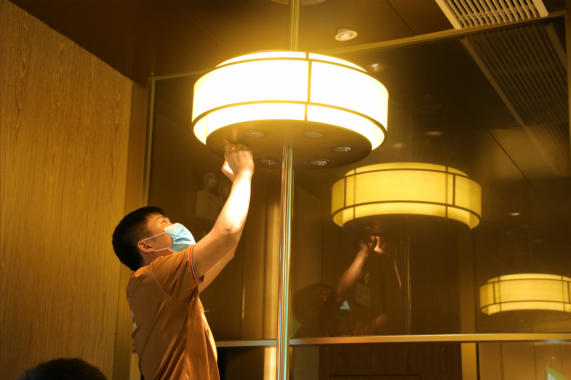 光柏士燈光設計案例丨佛山優食坊蒸鮮餐廳