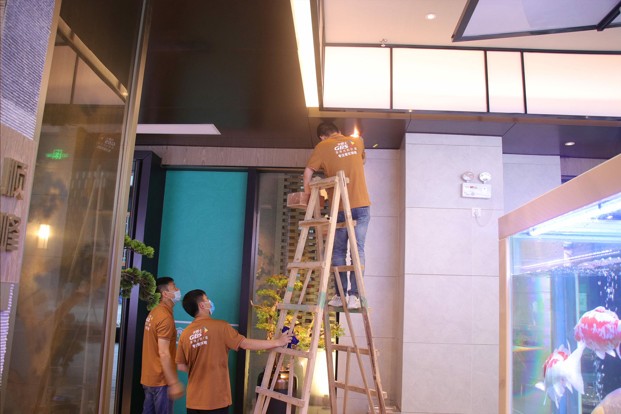 光柏士燈光設計案例丨佛山優食坊蒸鮮餐廳